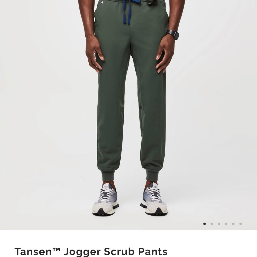 Mens Figs Jogger pants in Moss green